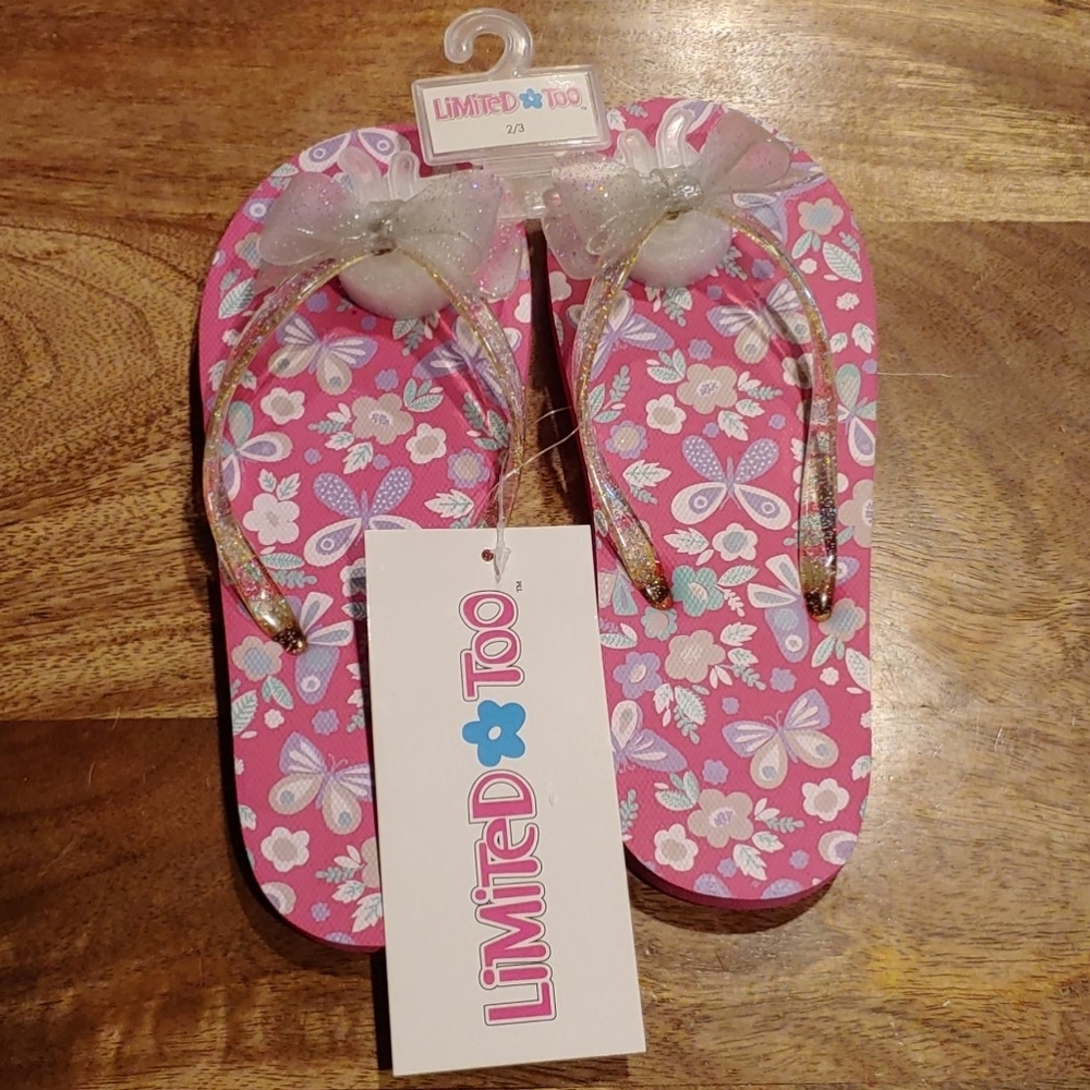 NWT 2/$15 Limited Too Flip Flips